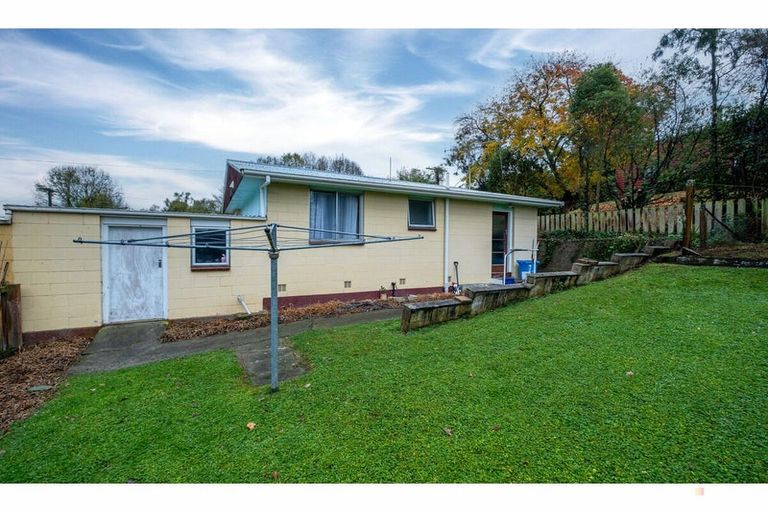 Photo of property in 2/2-4 Totara Street, Geraldine, 7930