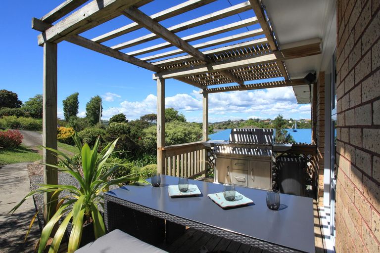Photo of property in 44 Wainui Road, Raglan, 3225