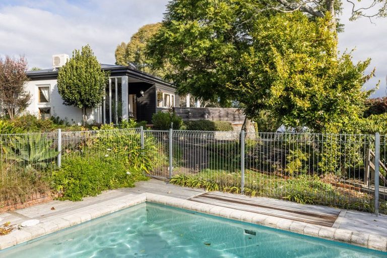 Photo of property in 33 Margaret Avenue, Havelock North, 4130