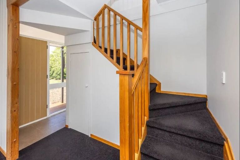 Photo of property in 50 Poaka Avenue, Dinsdale, Hamilton, 3204