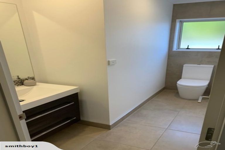 Photo of property in 22 Mangakoea Place, St Andrews, Hamilton, 3200