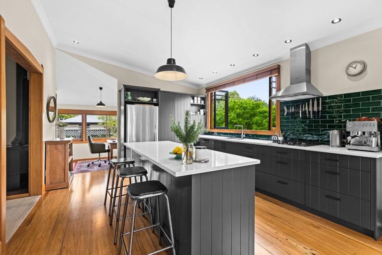 Photo of property in 46 Palmerston Road, Havelock North, 4130