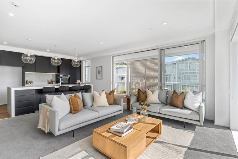 Photo of property in 177 Hibiscus Drive, Orewa, 0931