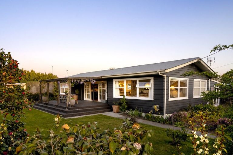 Photo of property in 3 East Street, Greytown, 5712