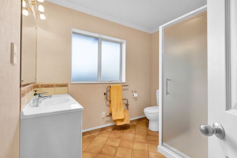 Photo of property in 79 Broadway, Stratford, 4332