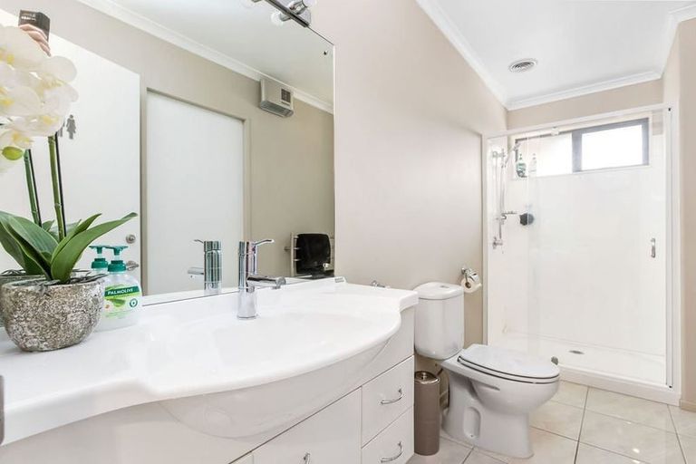 Photo of property in 2 Armour Place, Halswell, Christchurch, 8025