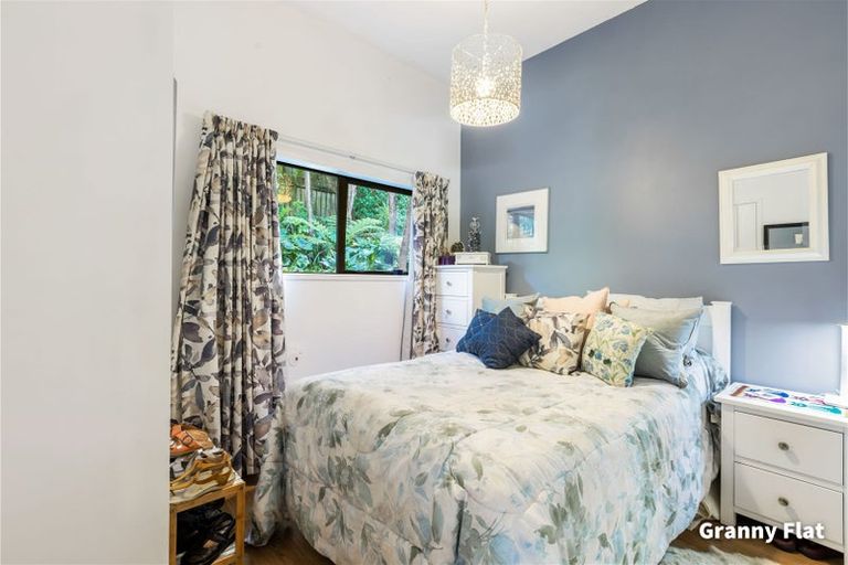 Photo of property in 21 Cochrane Avenue, Arkles Bay, Whangaparaoa, 0932