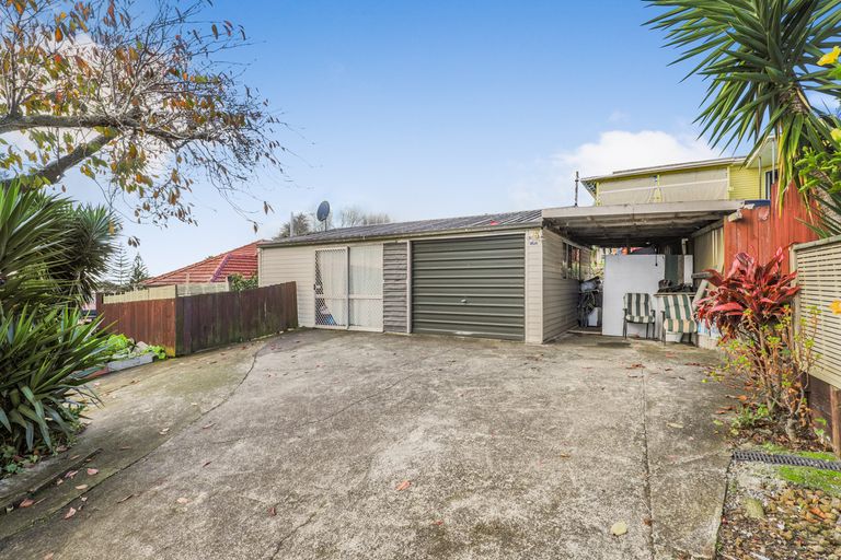 Photo of property in 35 Ryburn Road, Mount Wellington, Auckland, 1062