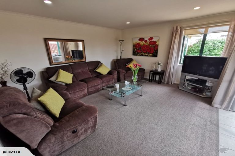 Photo of property in 5 Kihi Place, Ruakaka, 0116