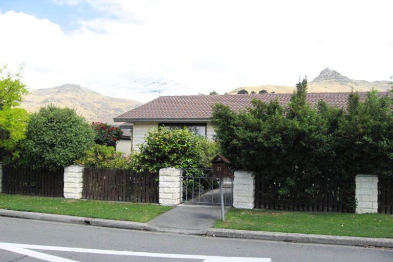 Photo of property in 31 Laing Crescent, Heathcote Valley, Christchurch, 8022