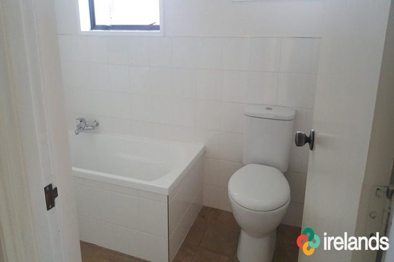 Photo of property in 1/208 Grimseys Road, Redwood, Christchurch, 8051