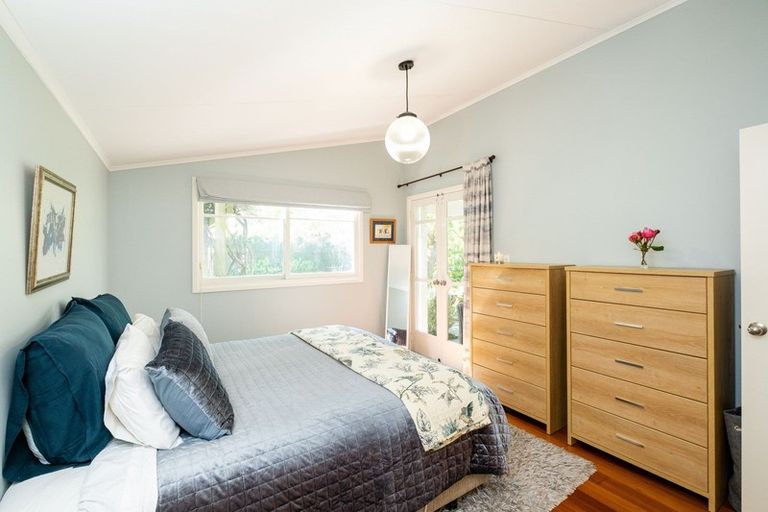 Photo of property in 15 Pipi Street, Te Awanga, 4102