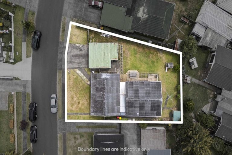 Photo of property in 7 Glengowan Place, Conifer Grove, Takanini, 2112