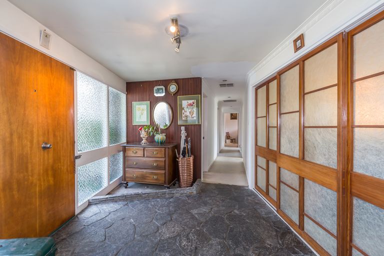 Photo of property in 22 Tuirau Place, Ilam, Christchurch, 8041