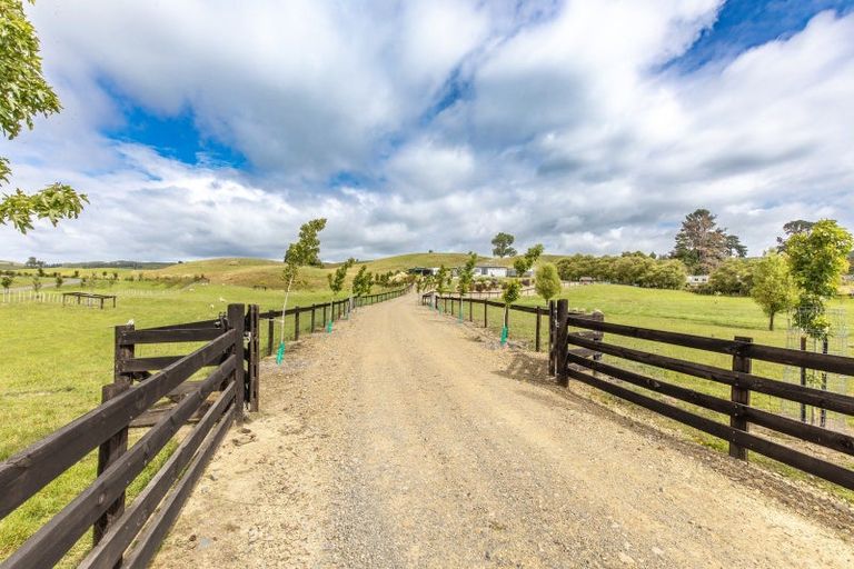 Photo of property in 64 Long Range Road, Omakere, Waipawa, 4271