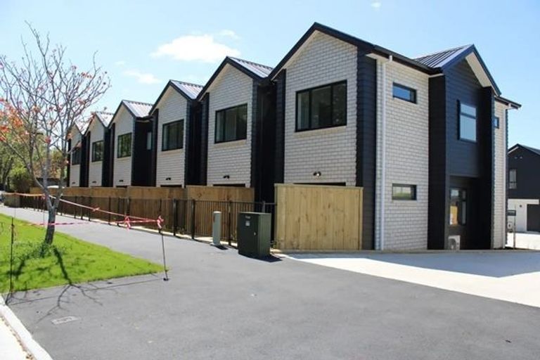 Photo of property in 4/14 Ruakiwi Road, Hamilton Lake, Hamilton, 3204