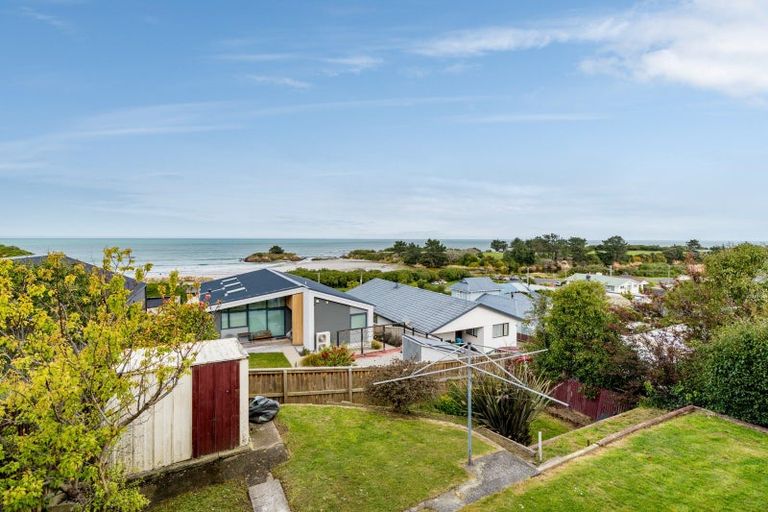 Photo of property in 19 Seaview Road, Brighton, Dunedin, 9035