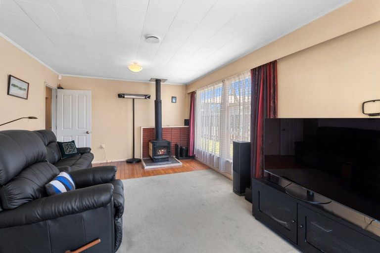 Photo of property in 15 Winston Street, Tikipunga, Whangarei, 0112