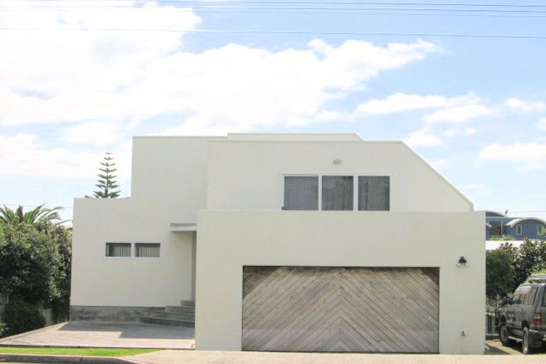 Photo of property in 1139 Papamoa Beach Road, Papamoa Beach, Papamoa, 3118