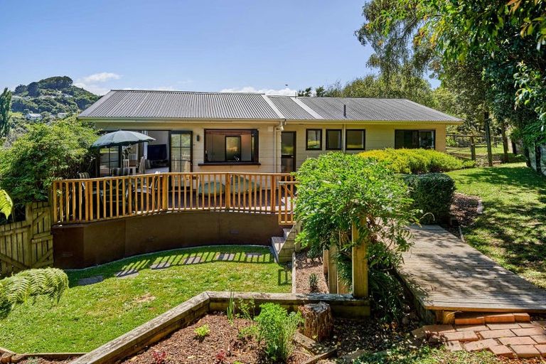 Photo of property in 16 Transom Close, Whitby, Porirua, 5024