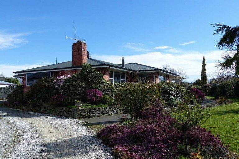 Photo of property in 76 Rhodes Street, Waimate, 7924