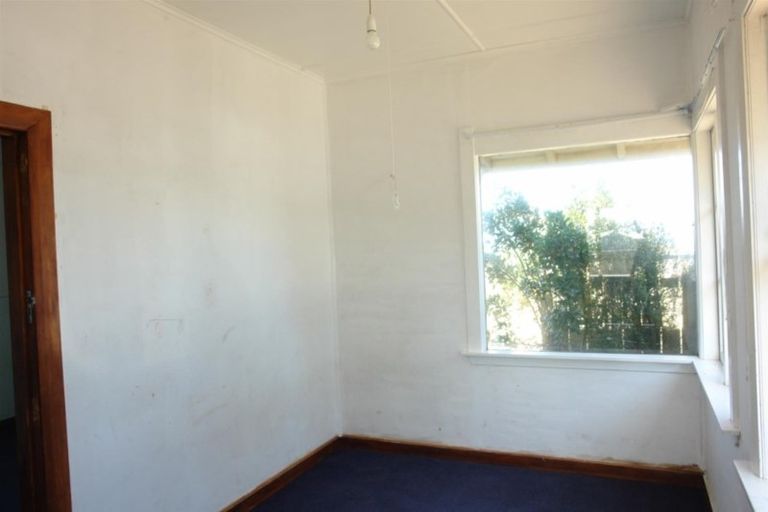 Photo of property in 21 Middlesex Street, Patea, 4520