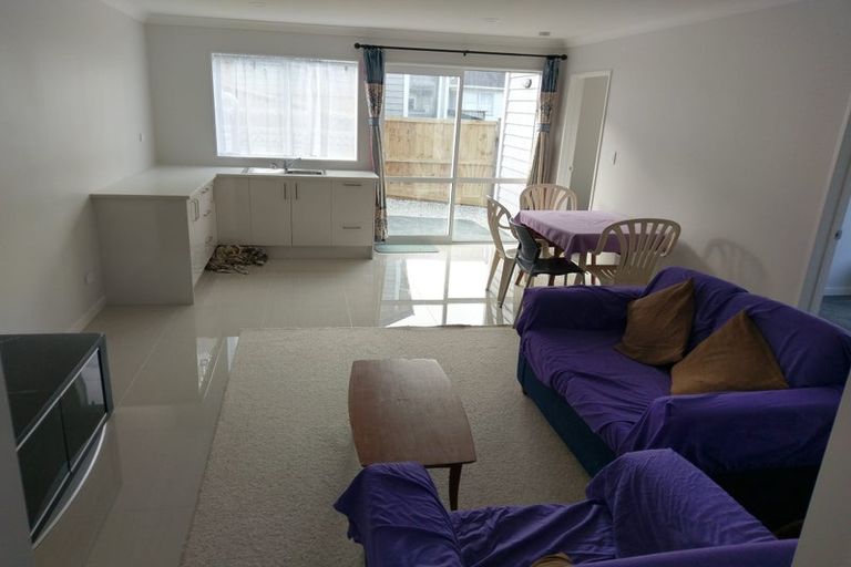 Photo of property in 163 Tiriwa Drive, Massey, Auckland, 0614