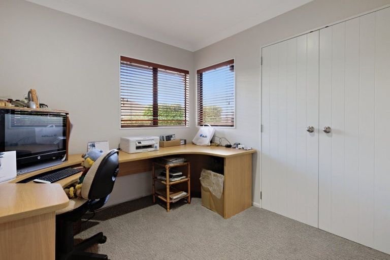 Photo of property in 42 Hallmark Rise, Bethlehem, Tauranga, 3110