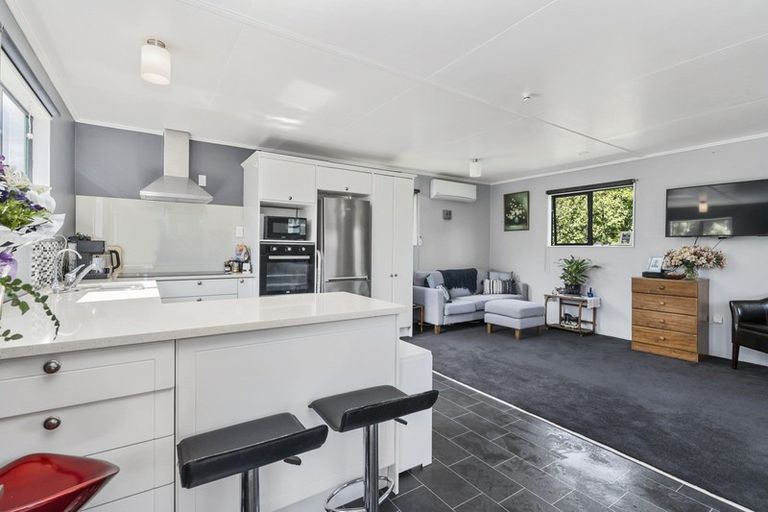 Photo of property in 13 Station Street, Woodville, 4920