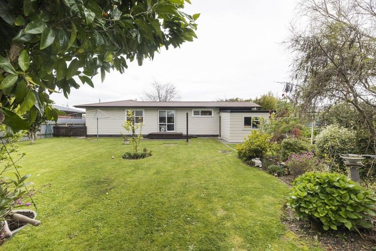 Photo of property in 10 Kennedy Avenue, Feilding, 4702