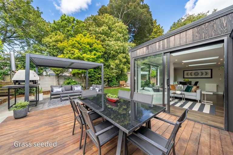 Photo of property in 106 Barton Avenue, Heretaunga, Upper Hutt, 5018