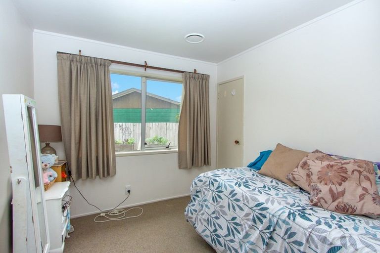 Photo of property in 35 Tania Crescent, Western Heights, Rotorua, 3015