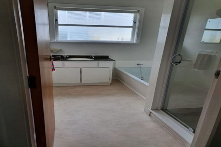 Photo of property in 20 Tweed Road, Papakowhai, Porirua, 5024