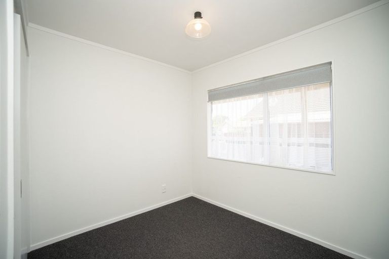 Photo of property in 25 Dalfield Place, Highbury, Palmerston North, 4412