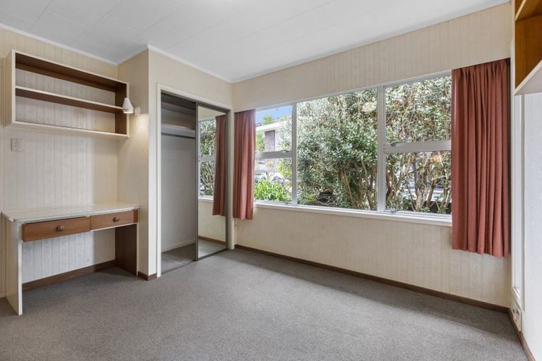 Photo of property in 5 Fairfax Terrace, Frankleigh Park, New Plymouth, 4310