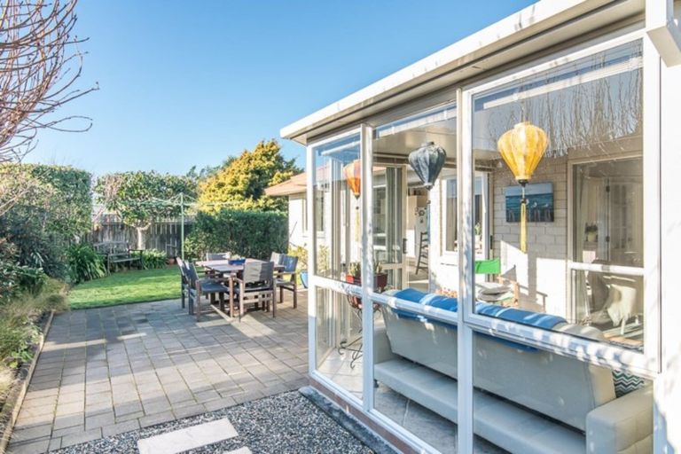 Photo of property in 19 Beach Haven Place, Paraparaumu Beach, Paraparaumu, 5032