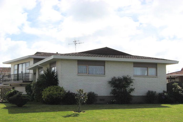 Photo of property in 7 Akepiro Place, Tawhero, Whanganui, 4501