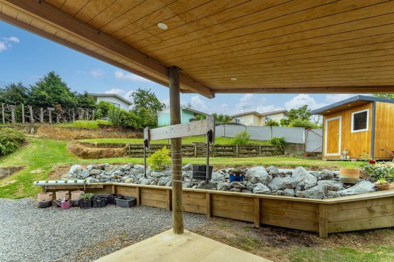 Photo of property in 8 Suffolk Street, Picton, 7220