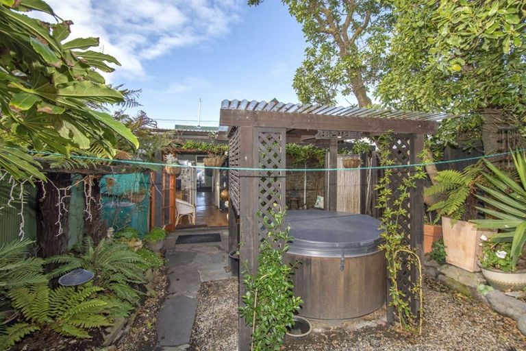 Photo of property in 1/315 Marine Parade, New Brighton, Christchurch, 8061