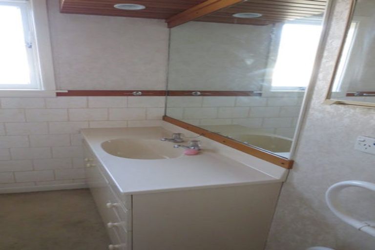 Photo of property in 220 Lyttelton Street, Spreydon, Christchurch, 8024