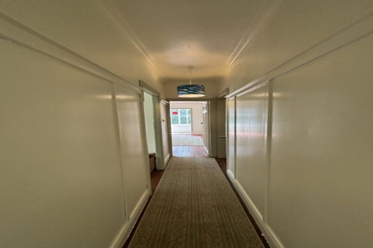 Photo of property in 21 Grass Street, Roseneath, Wellington, 6011