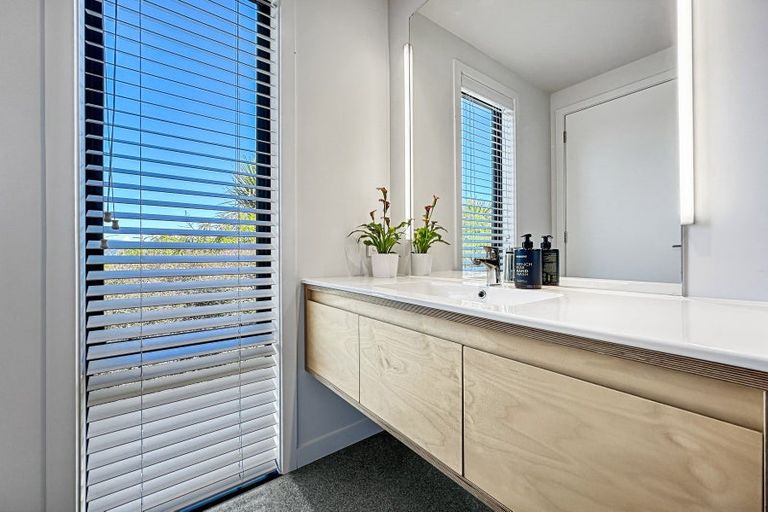 Photo of property in 46 Lacebark Drive, Kinloch, Taupo, 3377