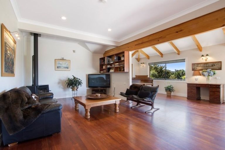 Photo of property in 72 Koutunui Road, Athenree, Katikati, 3177