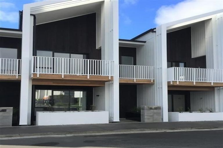 Photo of property in 105 Bomb Point Drive, Hobsonville, Auckland, 0616