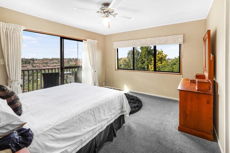 Photo of property in 98 Totara Drive, Pukete, Hamilton, 3200