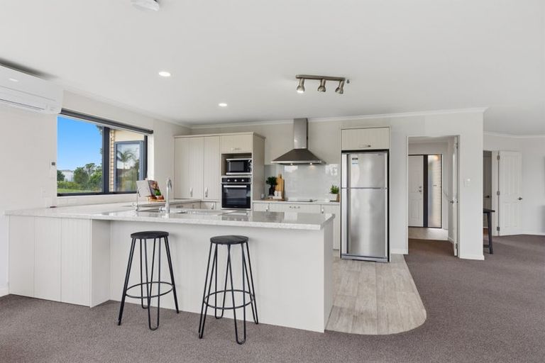 Photo of property in 2 Beachwater Drive, Papamoa Beach, Papamoa, 3118