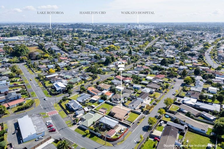 Photo of property in 3 Thornton Place, Melville, Hamilton, 3206