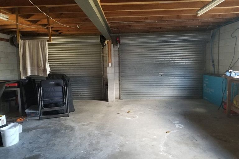 Photo of property in 2 Corric Hill, Torbay, Auckland, 0630