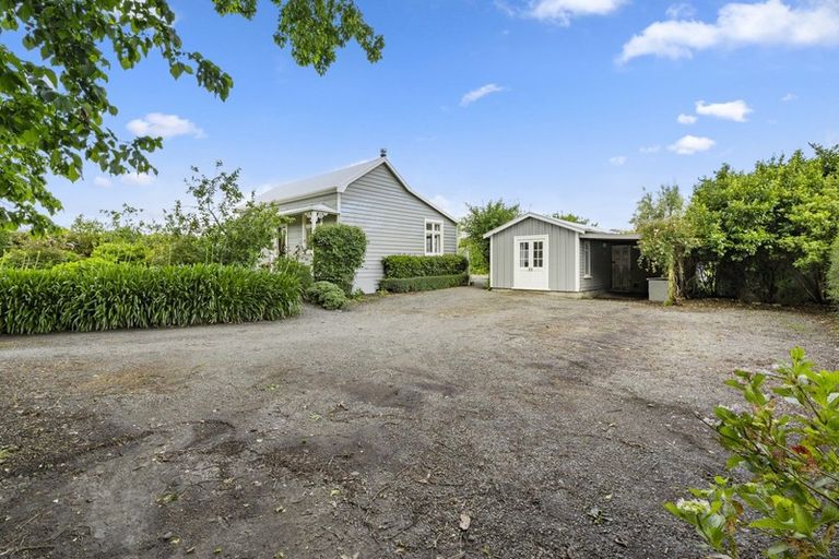 Photo of property in 90 Cemetery Road, Sanson, Palmerston North, 4479