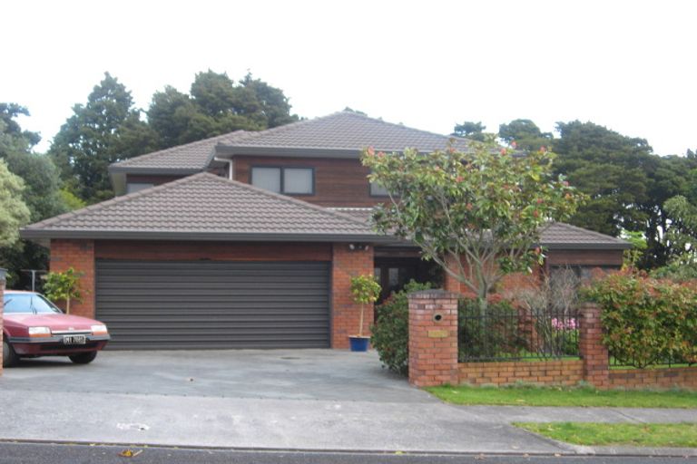 Photo of property in 35 Kuripaka Crescent, The Gardens, Auckland, 2105